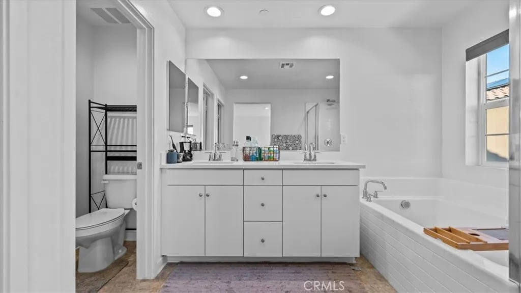 12882 Breccia Way, Moreno Valley, California 92555 home-pic-18